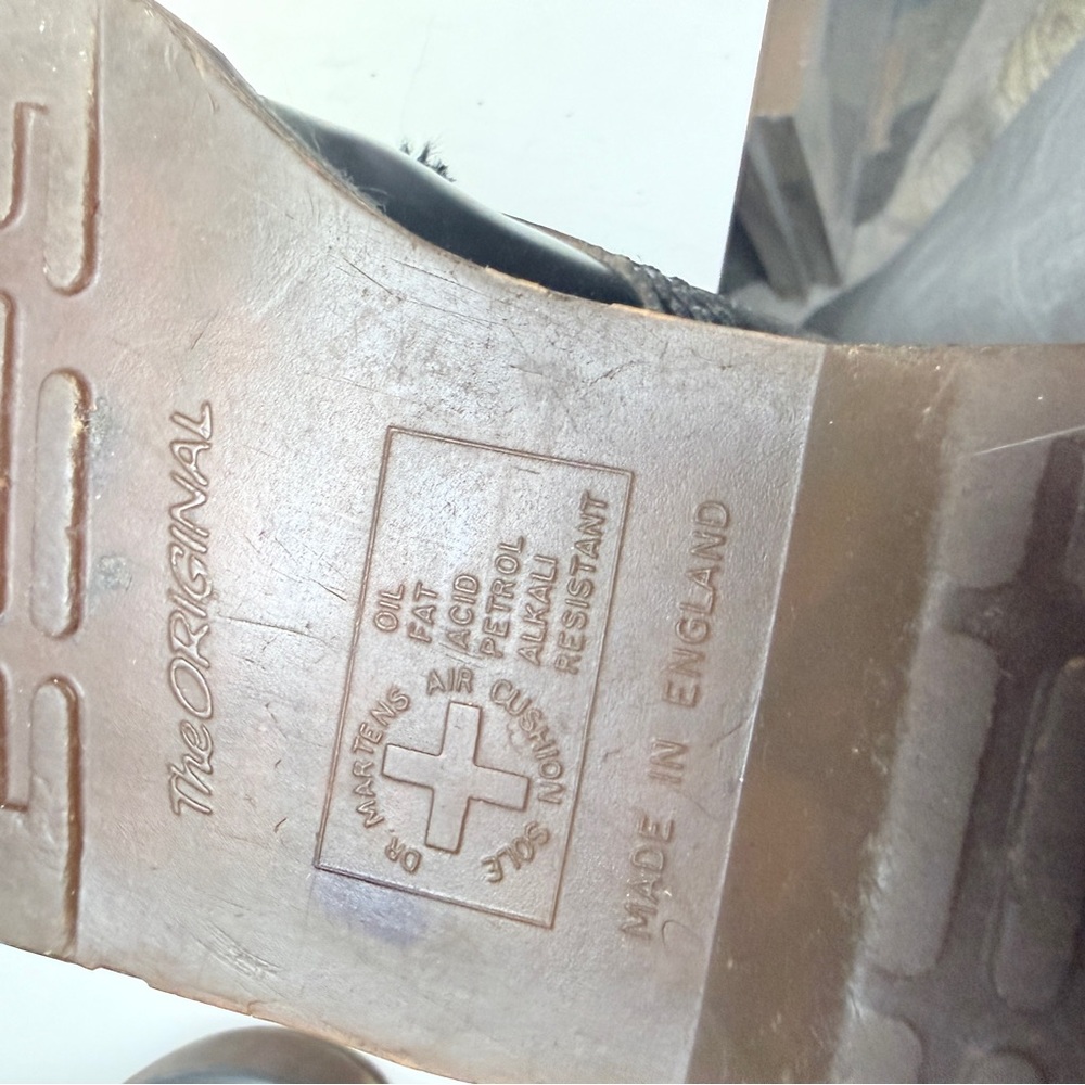 Dr. Martens Vintage Patent 8 eye boot. England - Picture 7 of 8